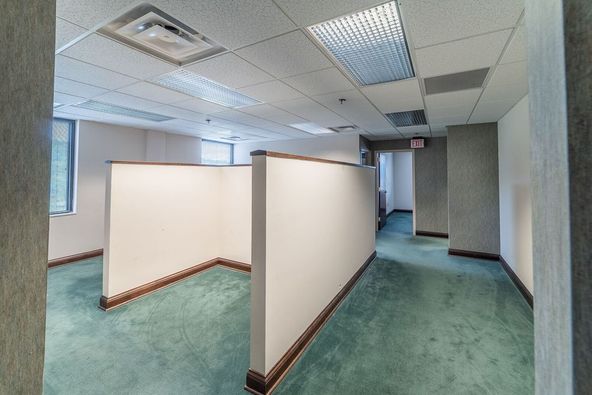 BB&T Plaza: 100 E Main St, Sevierville, TN 37862